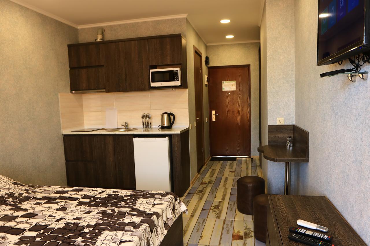 Apartament DENIS in apart-otel RESIDENC Batoemi Buitenkant foto